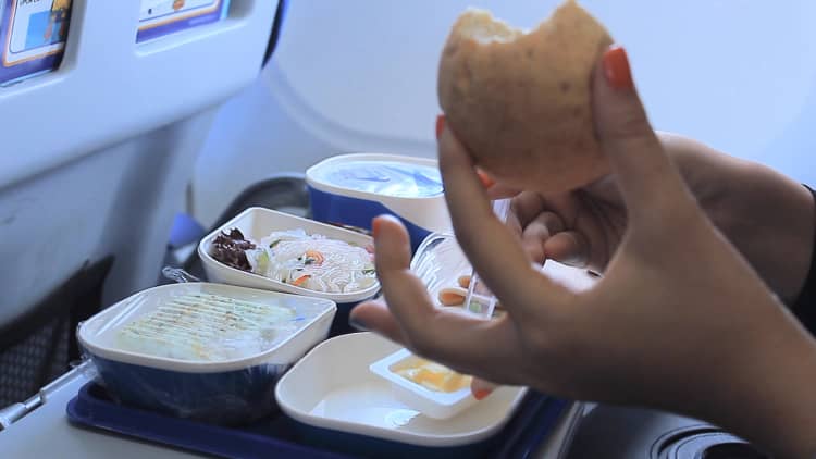 Avoid these airplane foods, food safety experts say