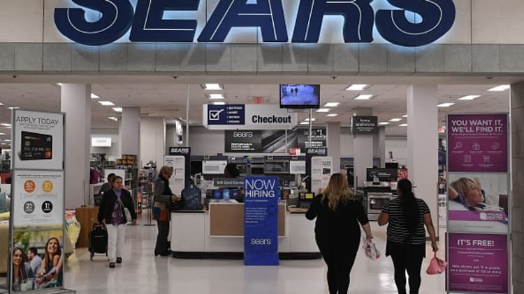 Sears may have runway to stick around, says Moody's retail analyst