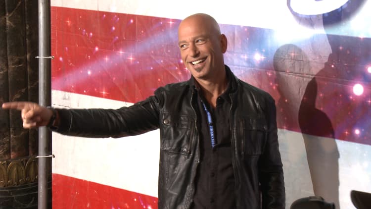 Howie Mandel reveals how cheap he really is