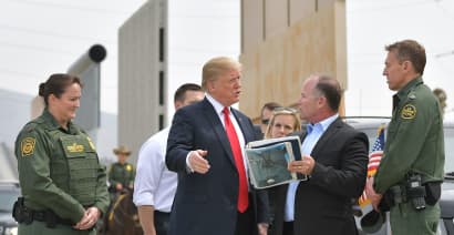 Experts say Trump's border wall will take years longer than he claims