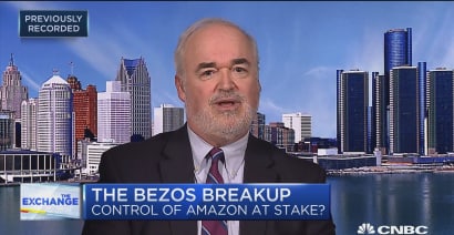 An ugly Bezos' divorce could affect Amazon, says former SEC attorney