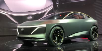 Nissan challenges Tesla with 'complete reinterpretation' of the electric car