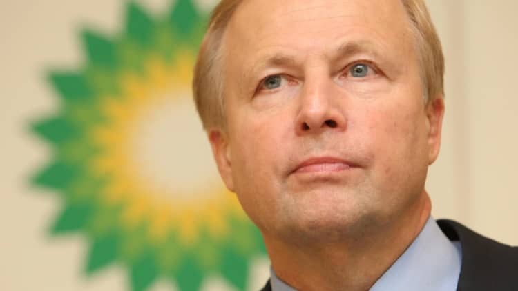 BP CEO: We must work to reduce emissions by half