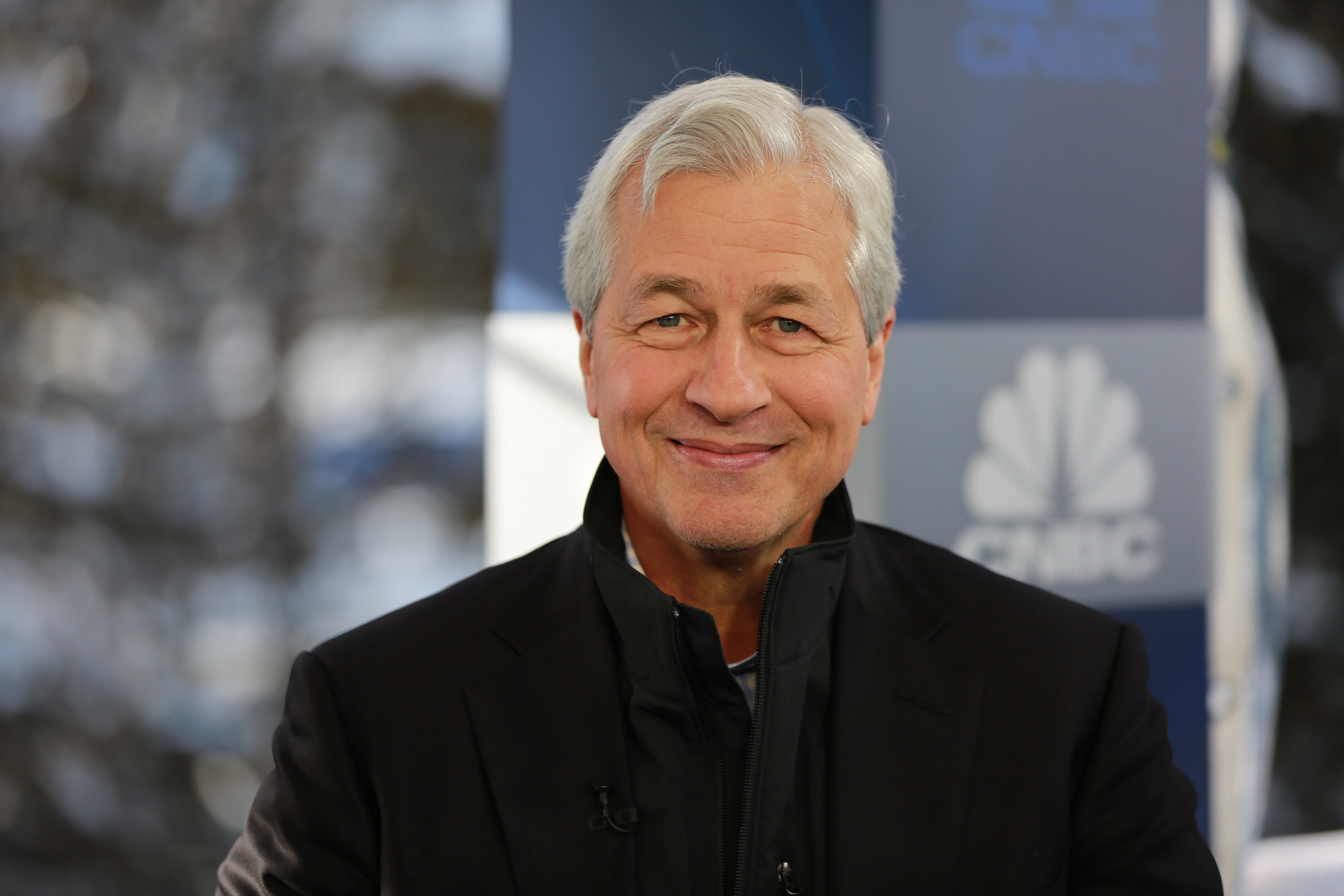 Jamie Dimon says economic boom is fueled by spending deficit, vaccines could “easily arrive in 2023”