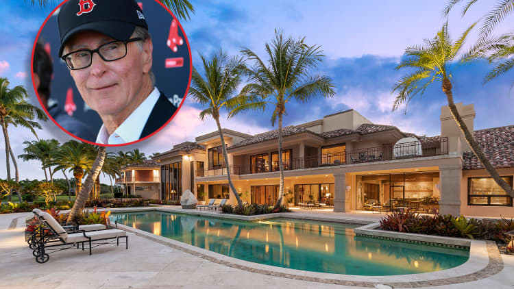 Red Sox owner John Henry's $25 million South Florida estate