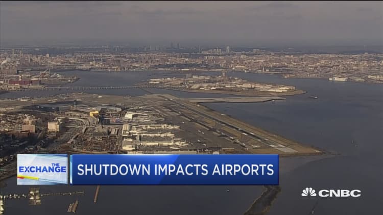 Shutdown now impacting FAA staffing at airports