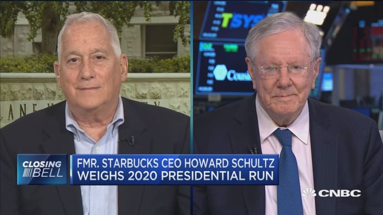 If Howard Schultz runs in 2020, he will most likely sever Starbucks ties: Expert