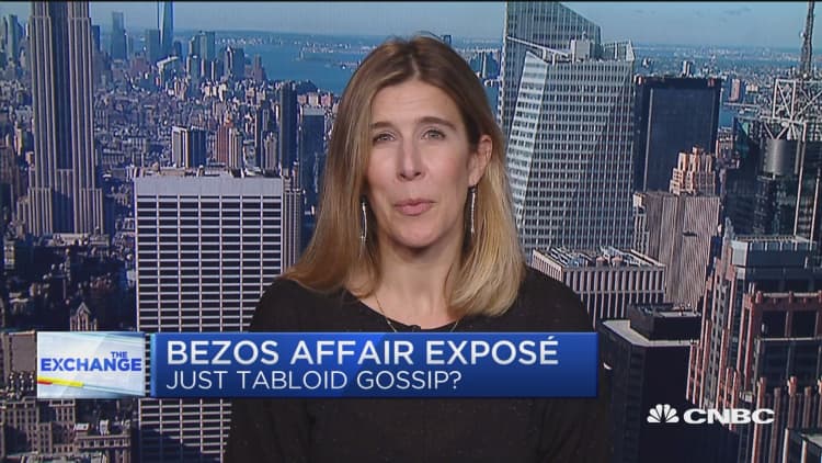 Washington Post reporter discusses her investigation on Bezos affair expose
