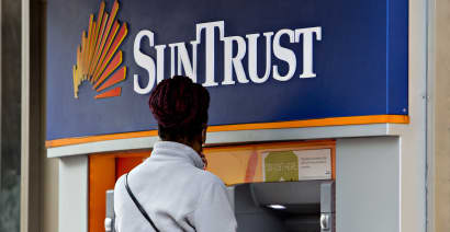 BB&T to buy SunTrust in the biggest US bank deal in a decade