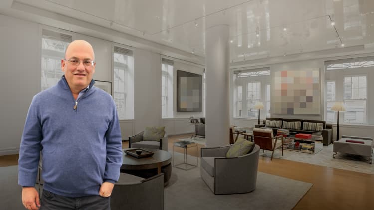 Billionaire Steve Cohen’s NYC condo is listed for $33.5 million — take a look inside