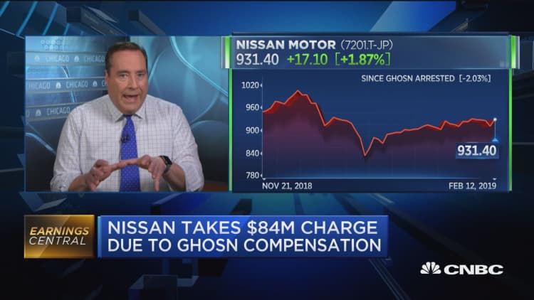 Nissan slashes profit outlook on weak global sales data