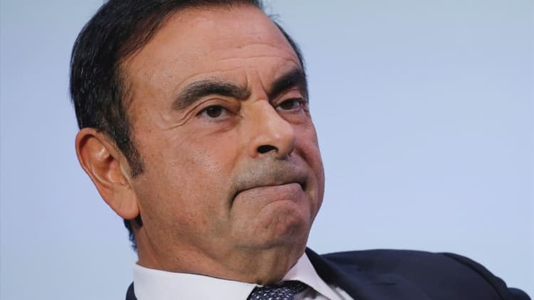 Ousted Nissan Chairman Carlos Ghosn hires high profile lawyer after defense attorney quits