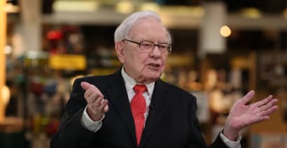 Warren Buffett's annual lunch auction is back—and it might be his last one ever
