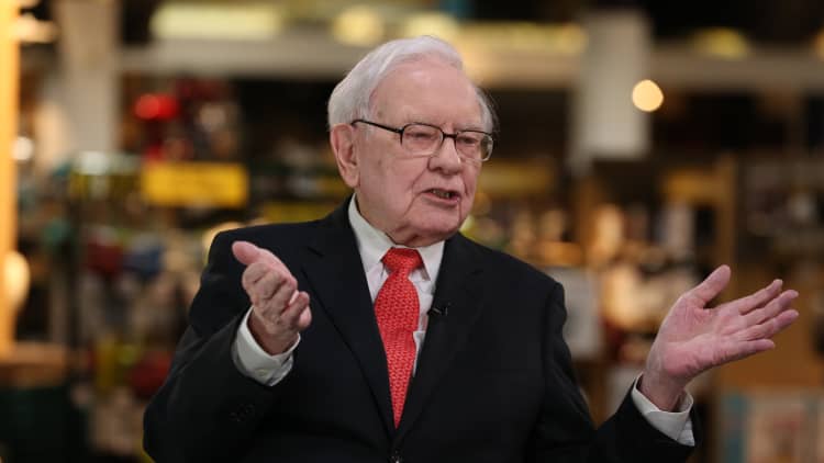 Watch Warren Buffett's full interview with CNBC's Becky Quick