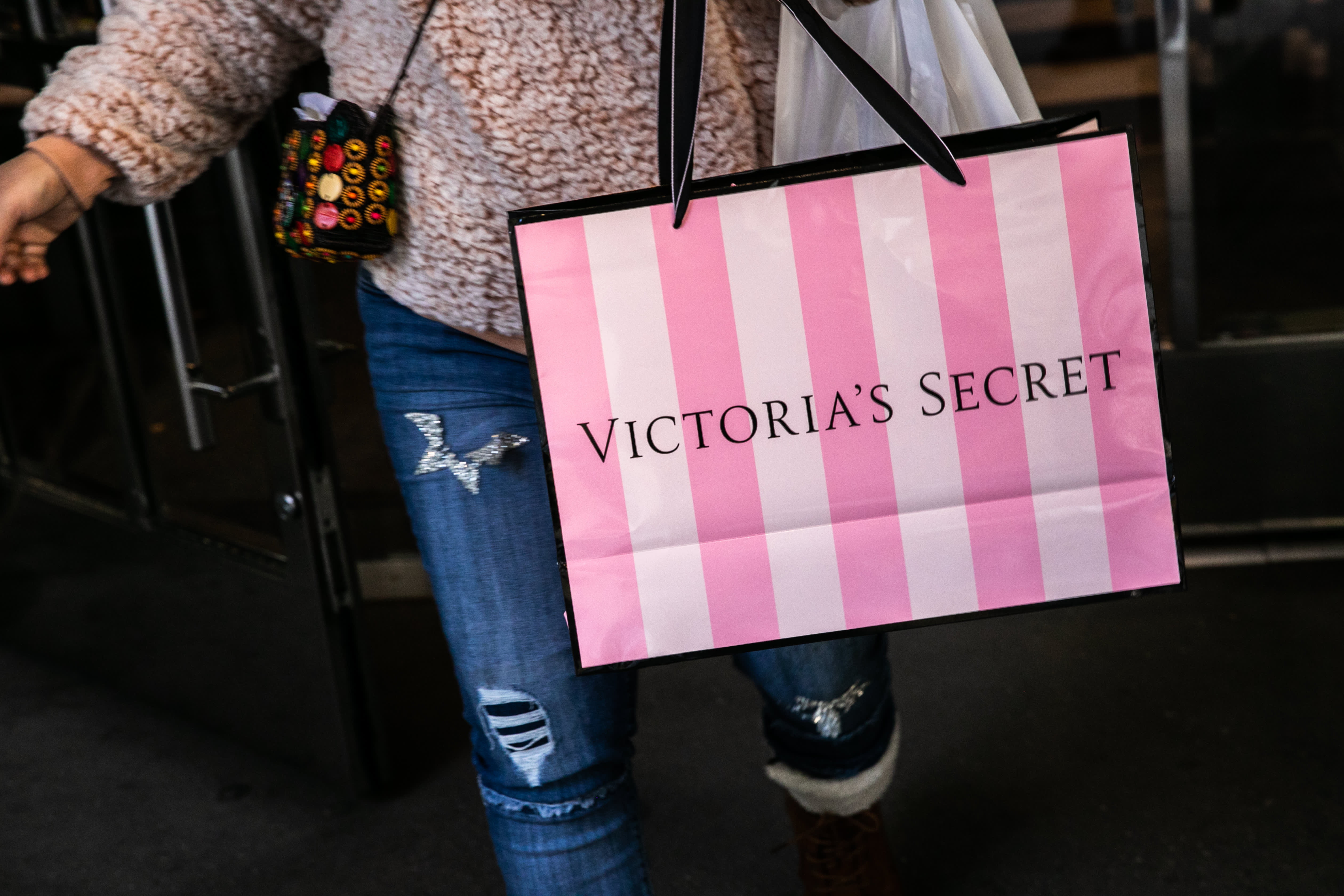 Brand New Victoria Secret Paper Shopping Bag lots