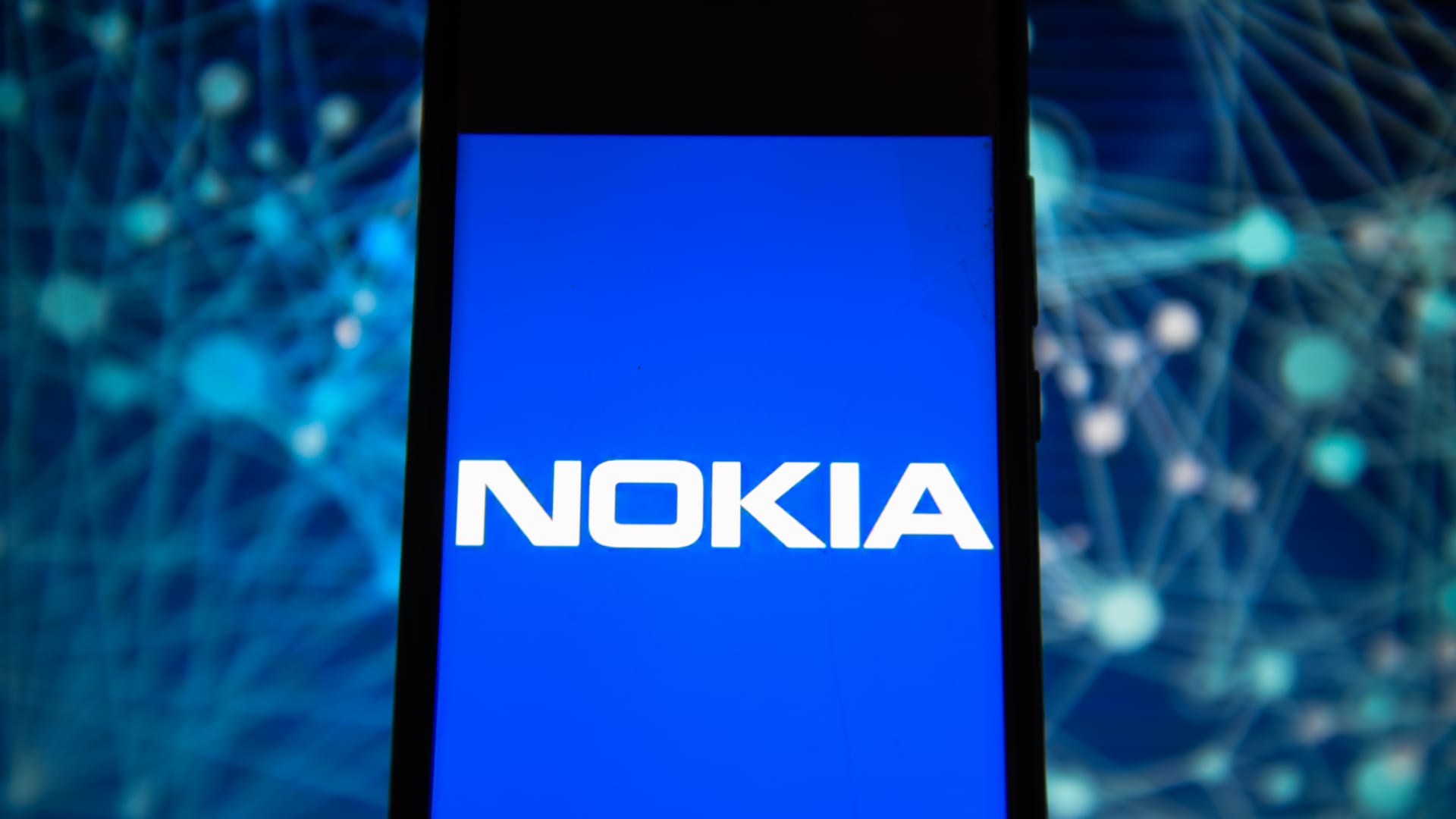 Nokia joins Ericsson in forecasting more powerful 2nd 50 percent after 1st-quarter earnings overlook