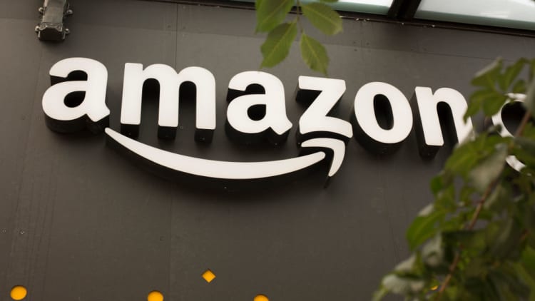 Grocery stores plunge on report Amazon launching grocery store chain