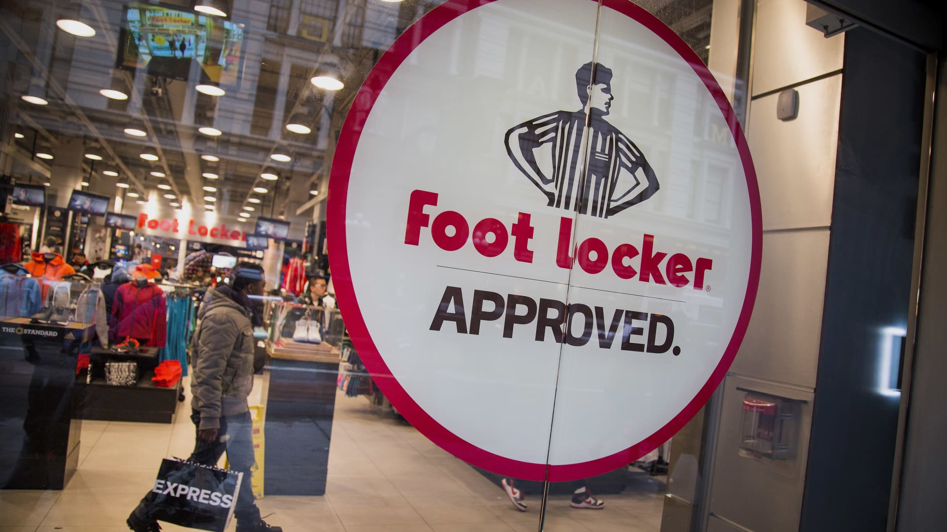 Stocks making the biggest moves midday: Foot Locker, Catalent, Occidental Petroleum & more