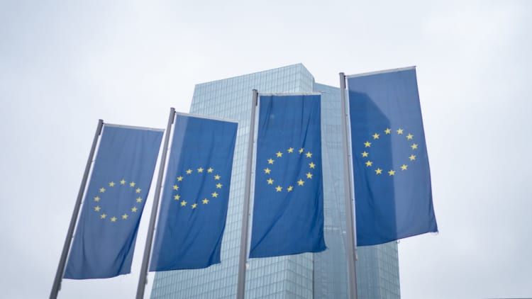 ECB will keep its rates on hold through the end of 2019