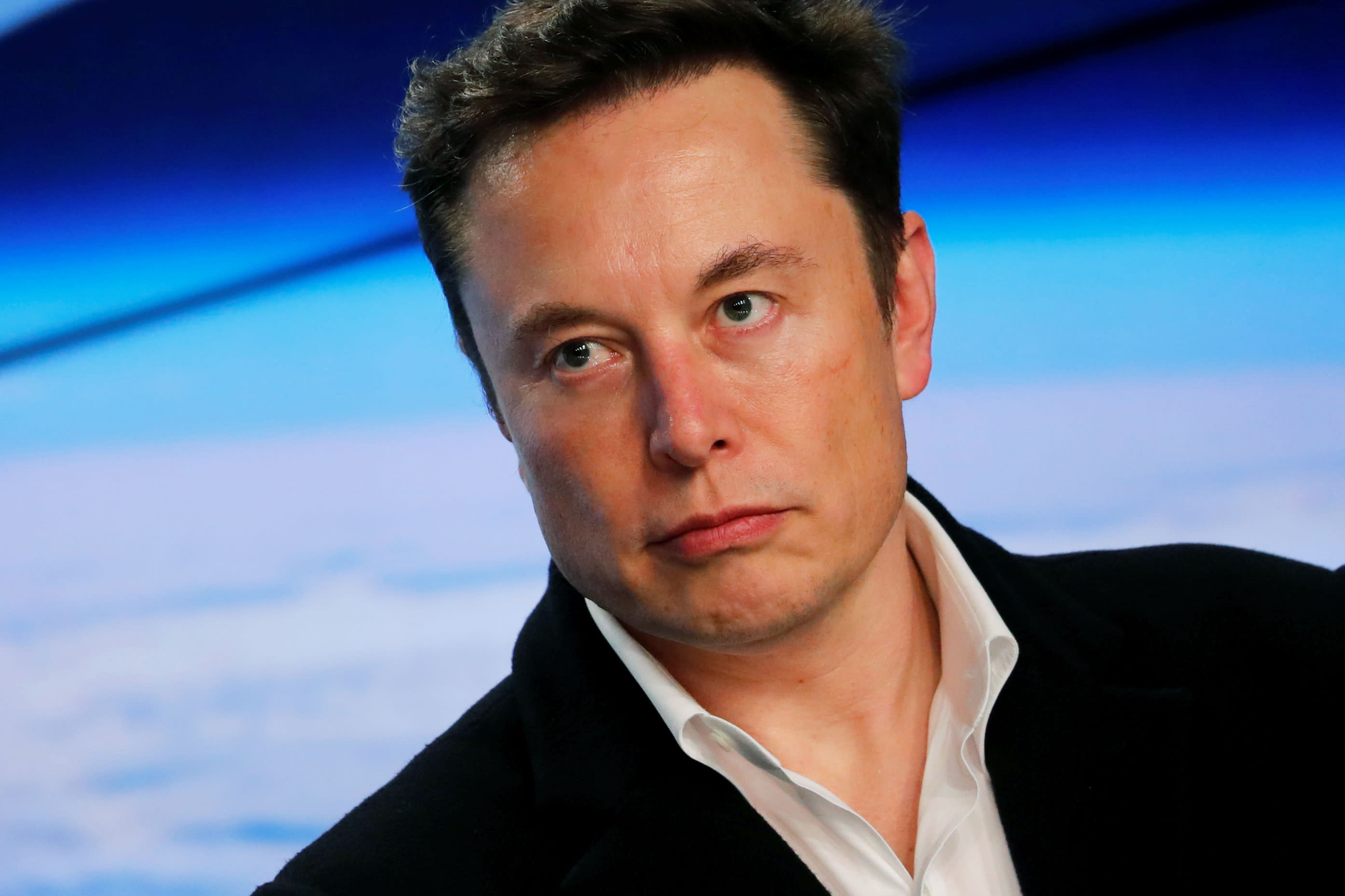 Elon Musk's F-bomb rant against lockdowns reflects 'growing sentiment,' says Dr. Scott Gottlieb - CNBC