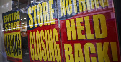 Dressbarn, CVS, Pier 1 and Topshop shuttering stores, pushing planned closures to 7,150
