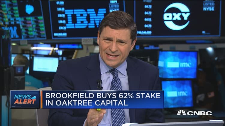 Brookfield Asset Management buys controlling stake in Oaktree Capital