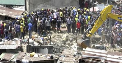 100 children, many others feared trapped in collapse of Nigeria building that housed school