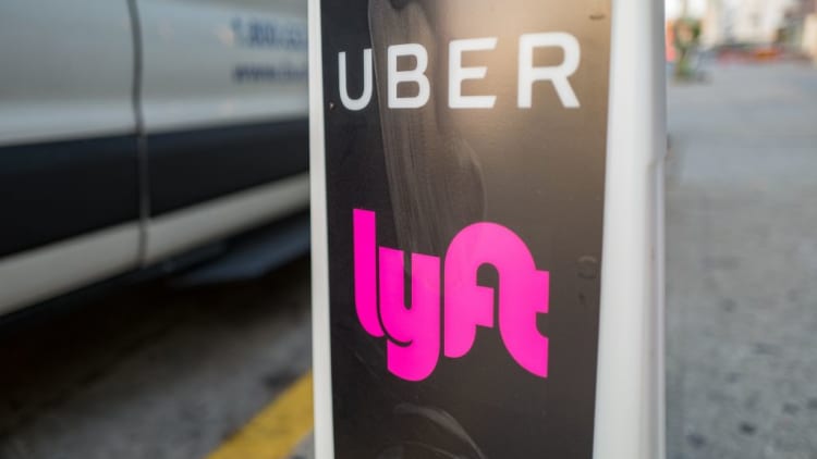 Here are the 5 key metrics investors are looking for in Uber and Lyft