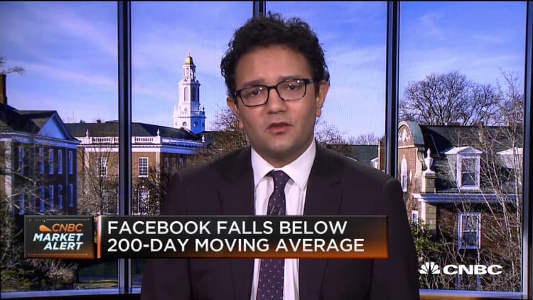 Former Facebook privacy advisor: It will be difficult for company to shift to privacy