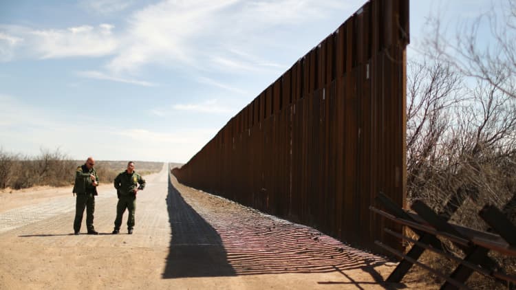 Closing border with Mexico will be disastrous to our trade policy, says expert