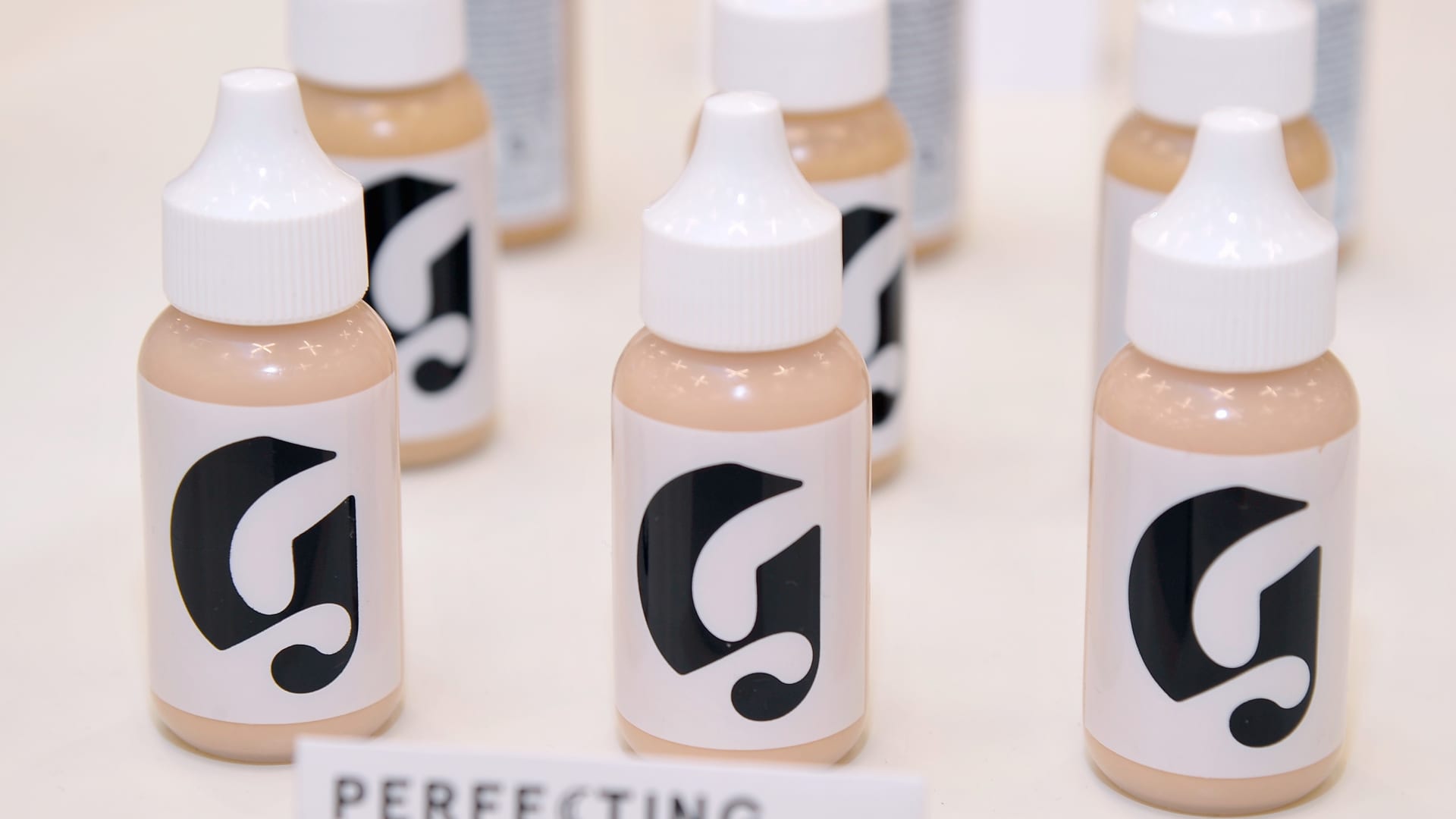 Glossier to sell in Sephora, makeup brand’s first retail partner