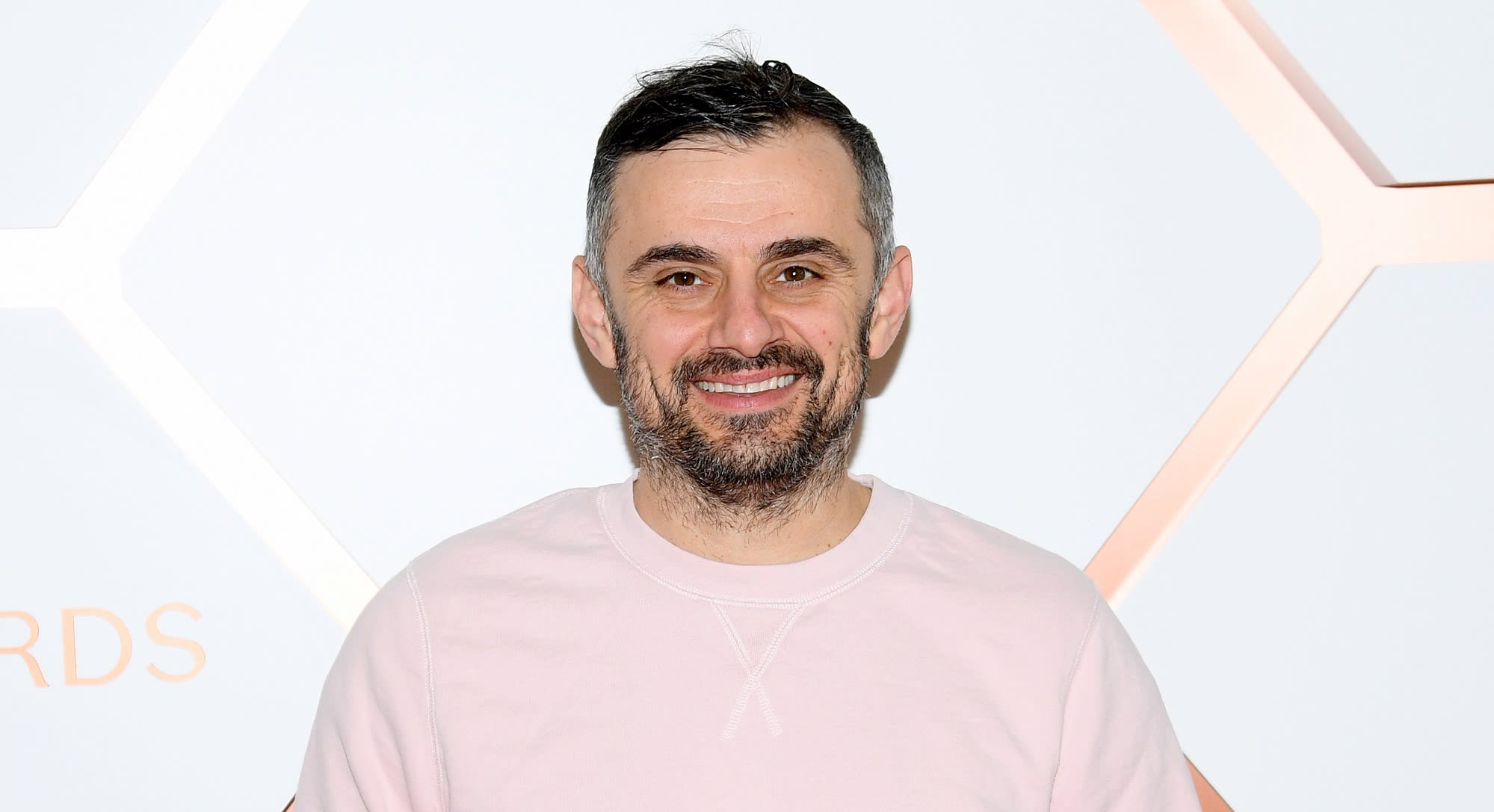 Gary Vee: There will be an NFT bubble, but the average investor can still make money. Here's how