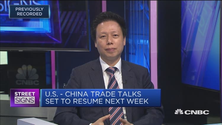 Investor: US and China are standing on 'very fragile' ground
