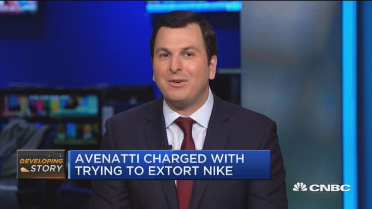 Lawyer Michael Avenatti arrested for extortion