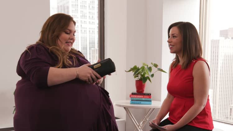 'This Is Us' star Chrissy Metz shares what's inside in her wallet