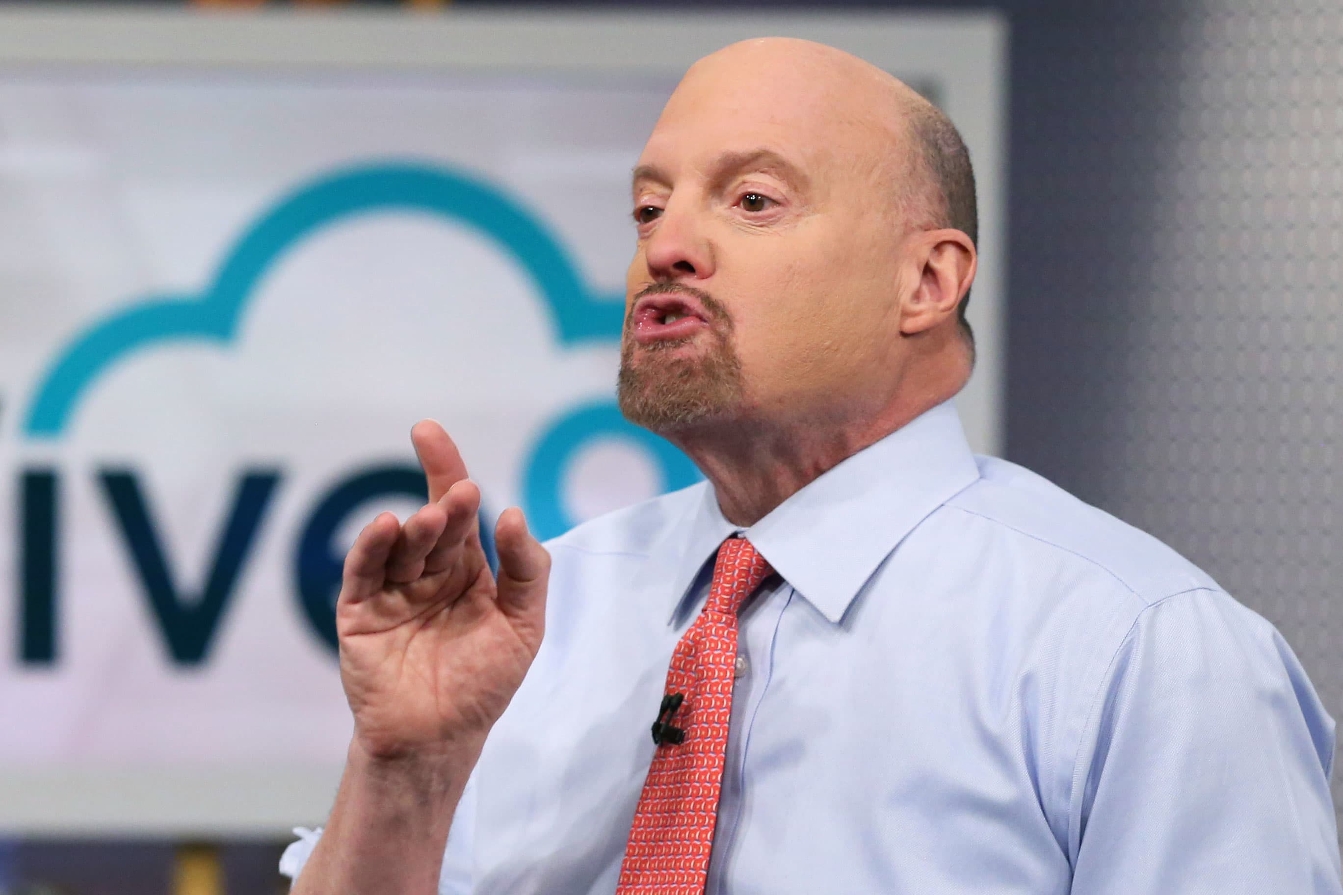 Cramer says stocks may bottom sooner than expected because Wall Street is so negative