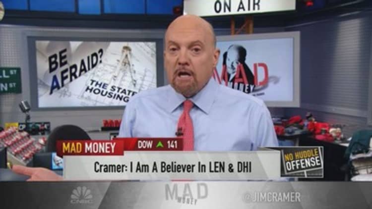 Cramer: Blooming season has come for Home Depot, Lowe's, Lennar, and D.R. Horton stocks