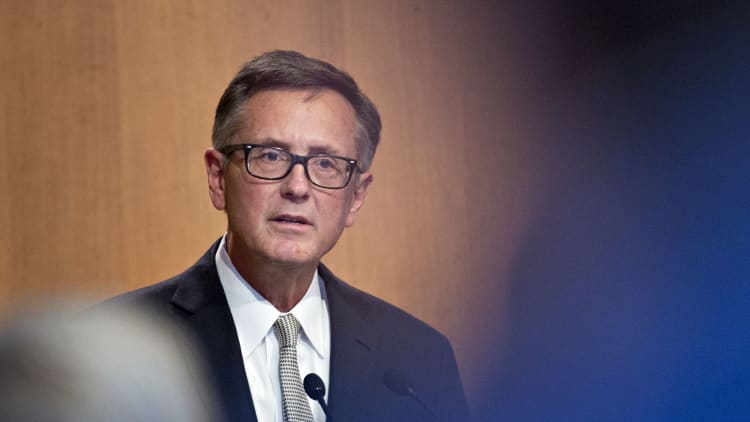 Fed's Clarida says policymakers cannot ignore global risks