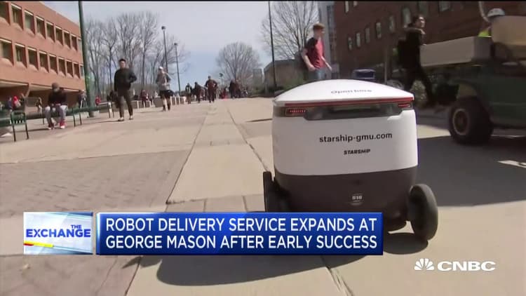 Robot delivery service expands at George Mason after early success