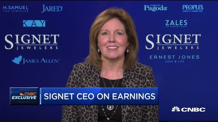 Signet Jewelers' CEO explains why Kay Jewelers and Zales haven't merged