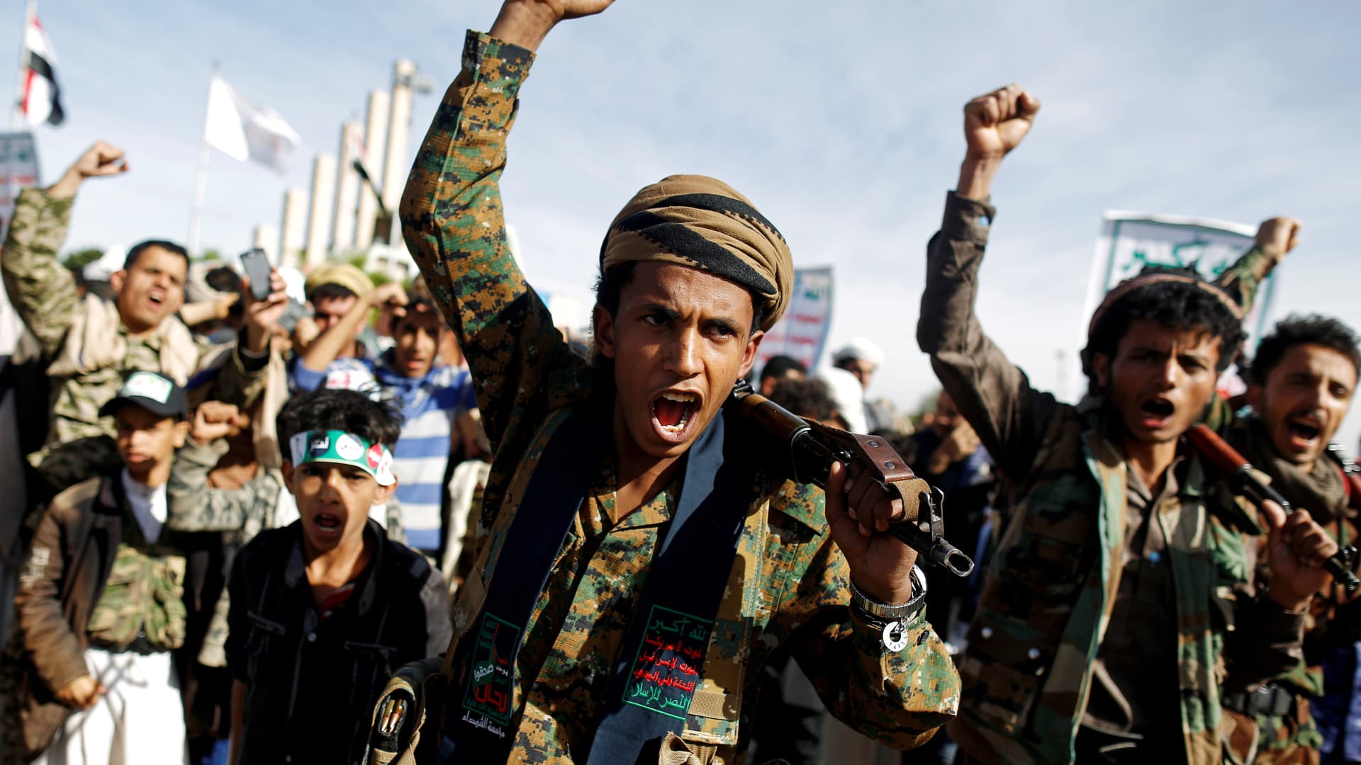 Supporters of the Houthi movement shout slogans as they attend a rally to mark the 4th anniversary of the Saudi-led military intervention in Yemen's war, in Sanaa, Yemen March 26, 2019.