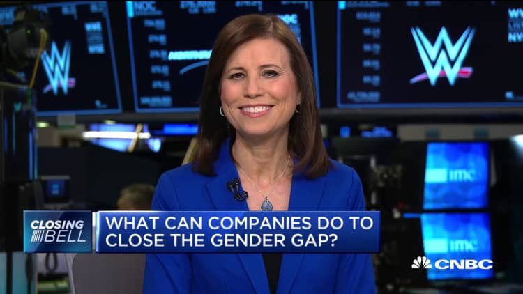 Watch CNBC's full interview with author Joanne Lipman