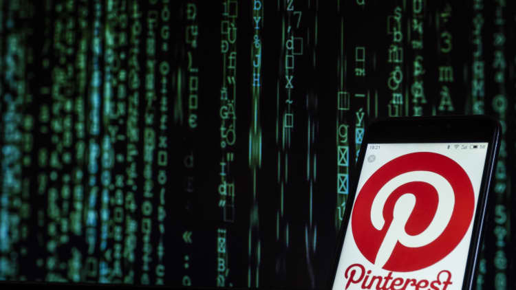 Pinterest sets its IPO price range at $15 to $17