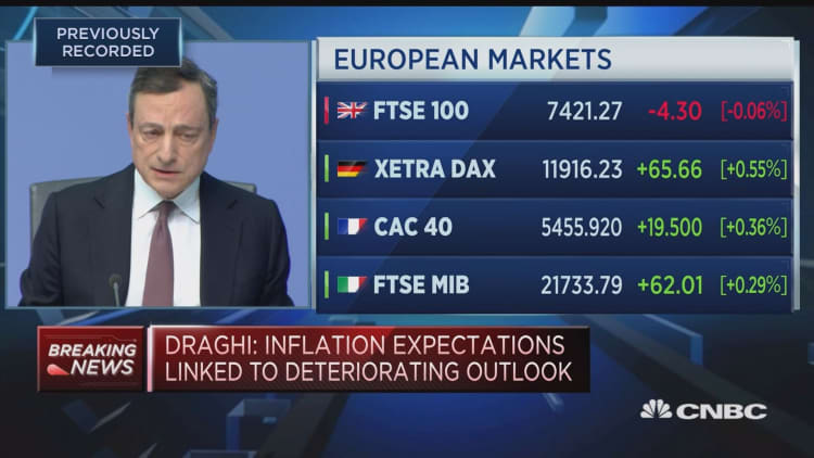 ECB's Draghi: Trump's tariff threats undermine general confidence
