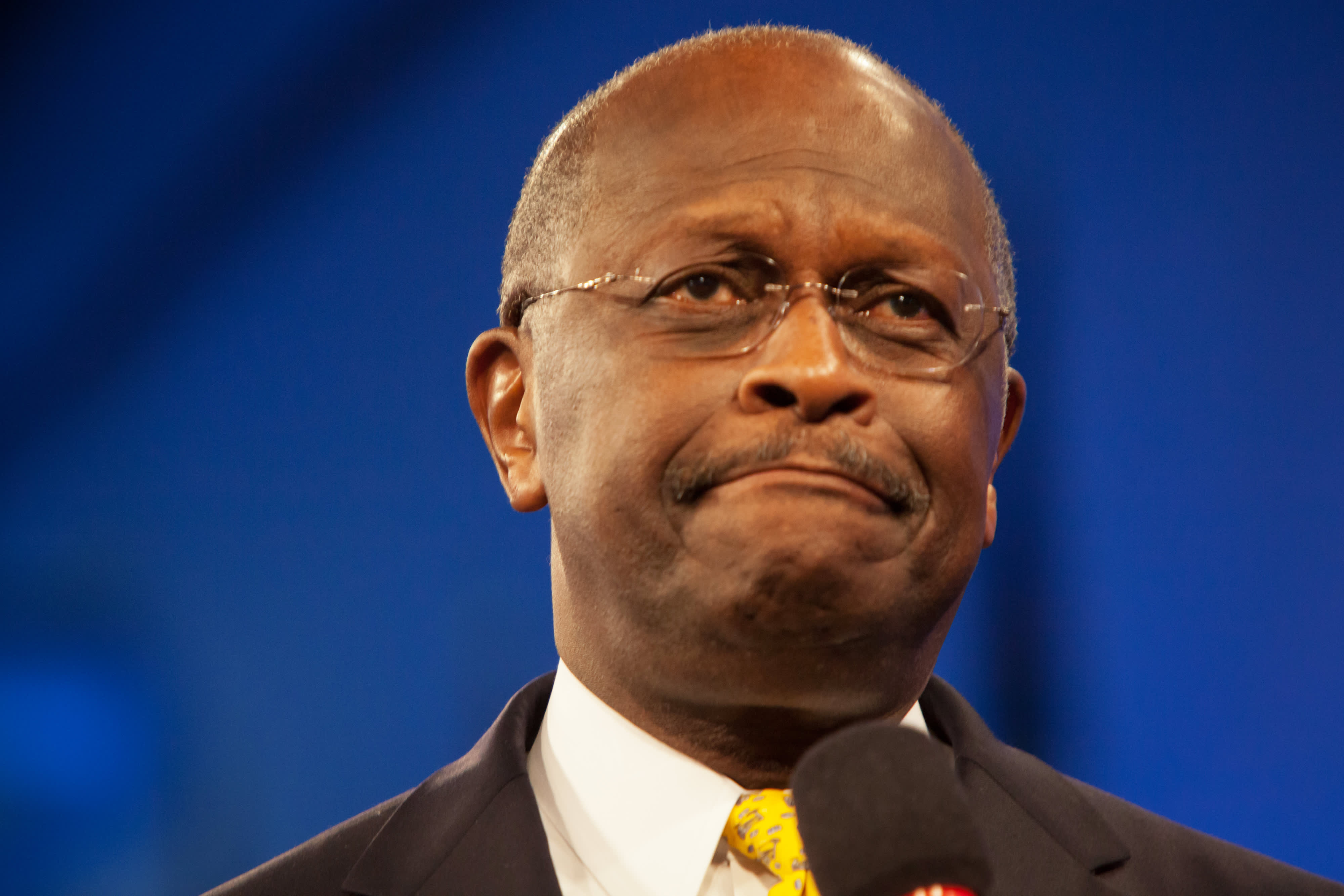 Former GOP presidential candidate Herman Cain dies after battle with coronavirus - CNBC thumbnail