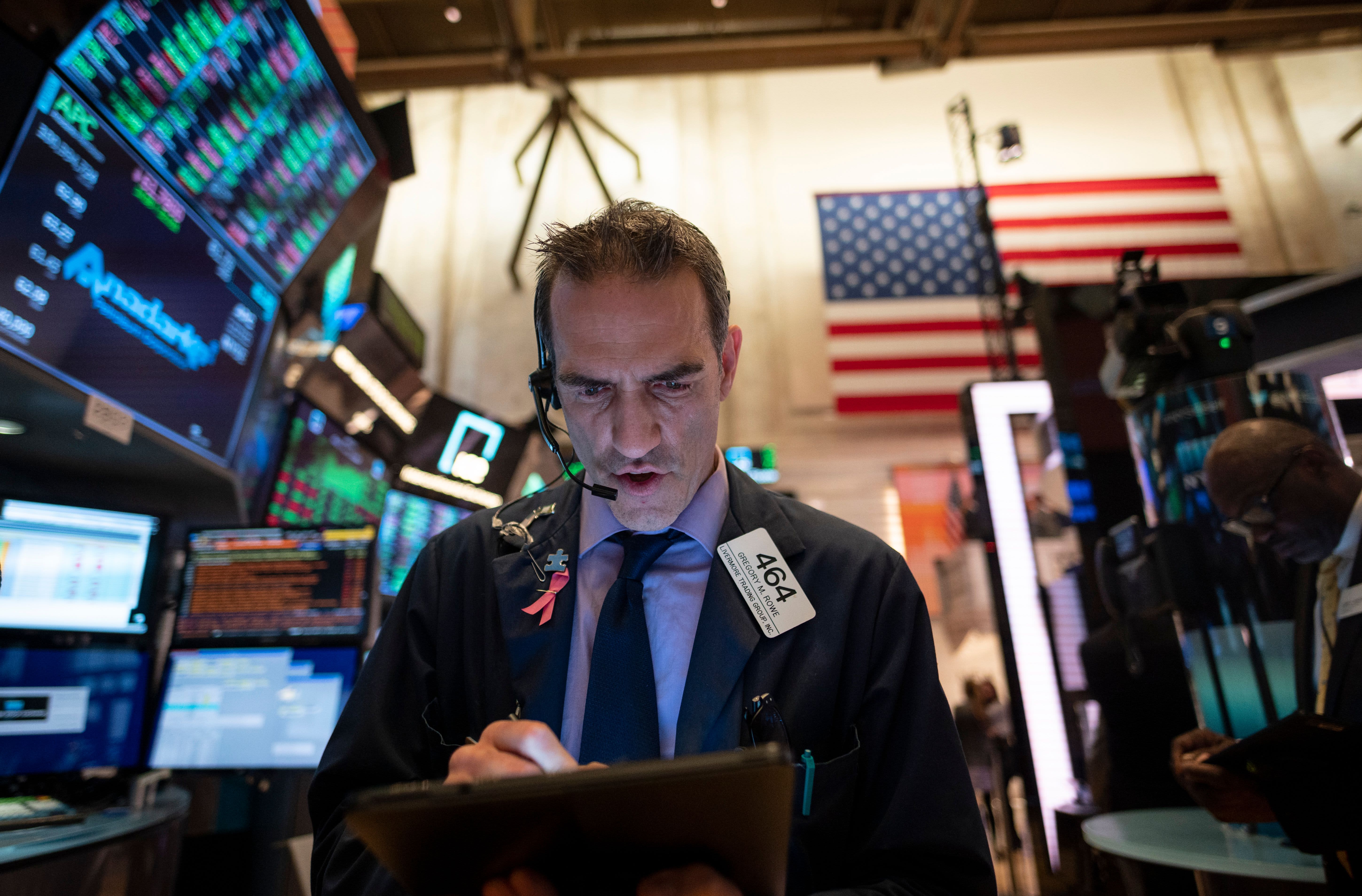 Citi downgrades U.S. stocks, saying higher rates will pressure tech stocks