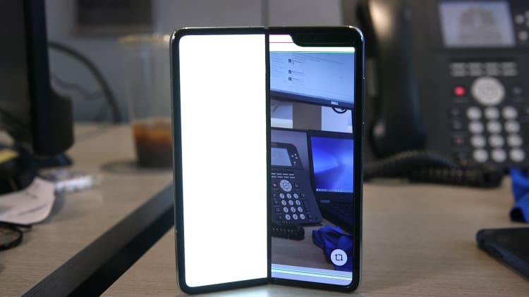Our $1,980 Samsung Galaxy Fold broke after two days, but here's what it was like before