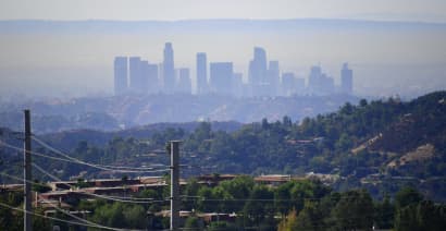 Los Angeles is still the smoggiest US city, report says