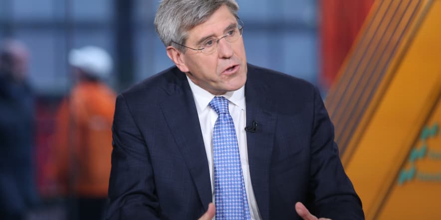 GOP Sen. Pat Toomey defends Stephen Moore hours before he withdraws from Fed consideration