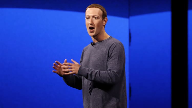 Mark Zuckerberg's joke on privacy issues lands flat at F8 developer conference